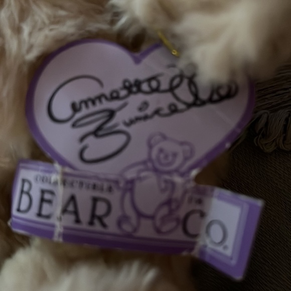 ANNETTE FUNICELLO  COLECTABLE   BEAR - Picture 5 of 5